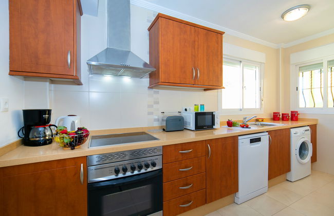 Casa de 4 quartos em Jalón com piscina e jardim - Foto 4