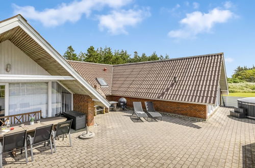Foto 11 - Casa de 4 quartos em Ringkøbing com piscina privada e terraço