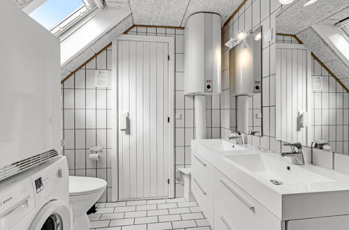 Foto 22 - Casa de 4 quartos em Ringkøbing com piscina privada e terraço