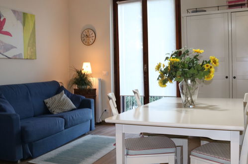 Photo 4 - 1 bedroom Apartment in Lazise with swimming pool and garden