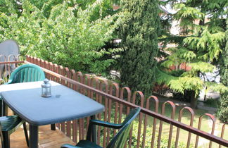 Photo 1 - 1 bedroom Apartment in Lazise with swimming pool and garden