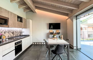 Foto 3 - Apartamento de 1 quarto em Imperia com piscina e jardim