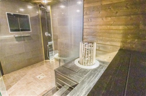 Foto 30 - Casa de 5 quartos em Pelkosenniemi com sauna e vista para a montanha