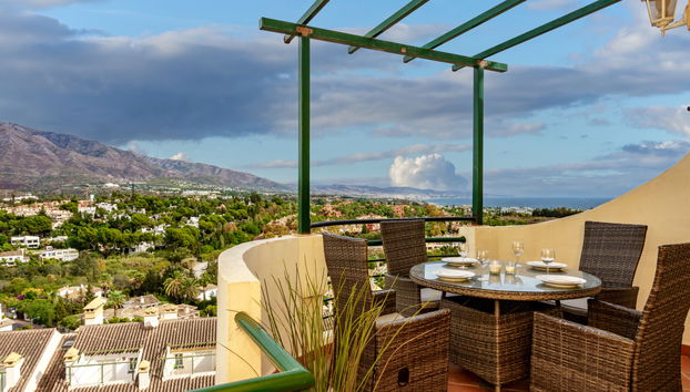 Appartement de 3 chambres à Marbella avec piscine et jardin - Photo 2