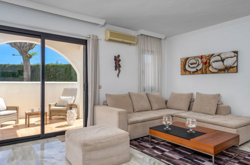 Photo 4 - 4 bedroom Apartment in Estepona with swimming pool and terrace