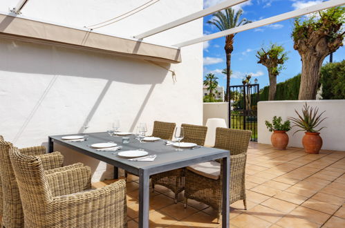 Photo 12 - 4 bedroom Apartment in Estepona with swimming pool and sea view