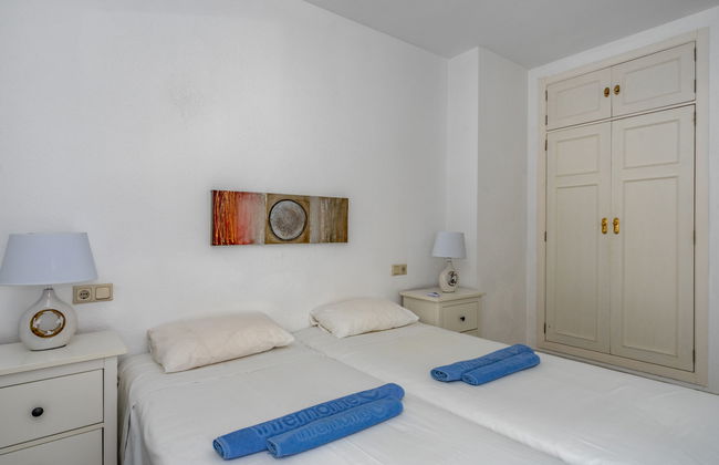 Apartamento de 4 quartos em Estepona com piscina e terraço - Foto 13