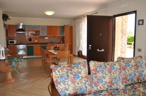 Foto 8 - Apartamento de 2 habitaciones en Spigno Saturnia con jardín y vistas al mar
