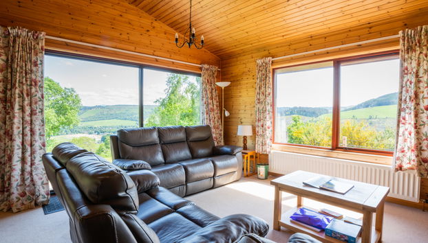 3 bedroom House in Inverness with garden - Photo 3