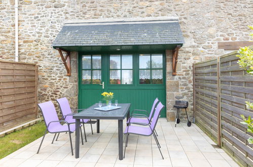 Photo 1 - Maison de 2 chambres à Saint-Méloir-des-Ondes avec terrasse et vues à la mer