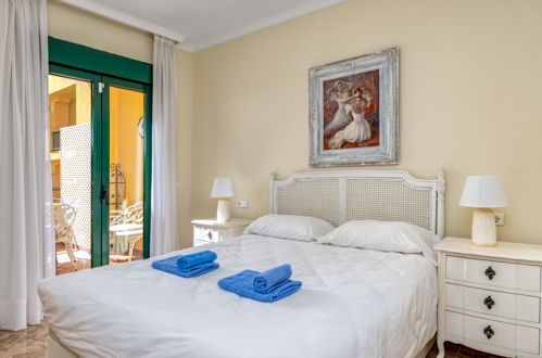 Foto 5 - Apartamento de 2 quartos em Marbella com piscina e vistas do mar