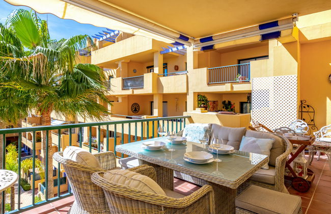 Apartamento de 3 quartos em Marbella com piscina e terraço - Foto 2