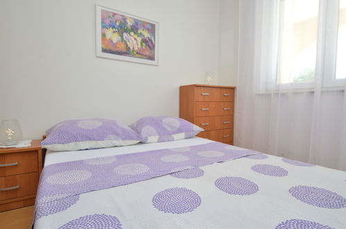 Photo 29 - 3 bedroom House in Bilice with private pool and sea view