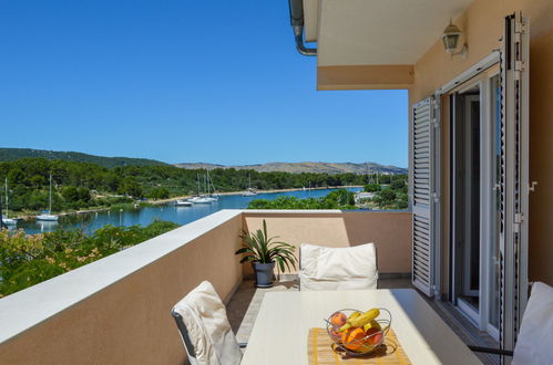 Foto 4 - Casa de 3 quartos em Bilice com piscina privada e vistas do mar