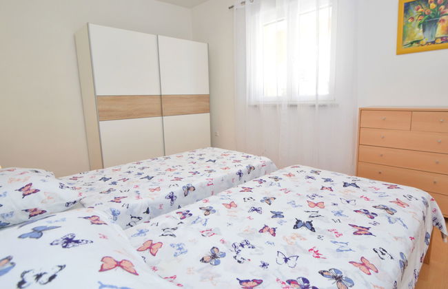 Casa de 3 quartos em Bilice com piscina privada e jardim - Foto 20