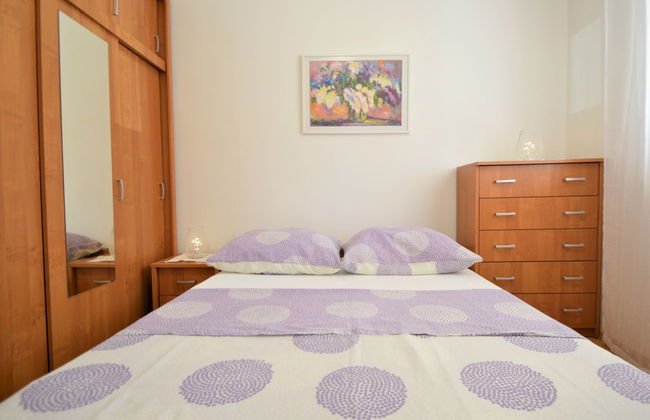 Casa de 3 quartos em Bilice com piscina privada e jardim - Foto 21
