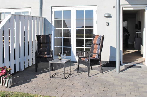 Photo 4 - 2 bedroom Apartment in Allinge with swimming pool and terrace