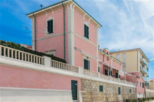 Foto 40 - Apartamento de 2 quartos em San Vincenzo com terraço e vistas do mar