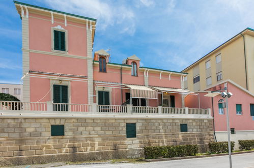 Foto 3 - Apartment mit 2 Schlafzimmern in San Vincenzo mit terrasse und blick aufs meer