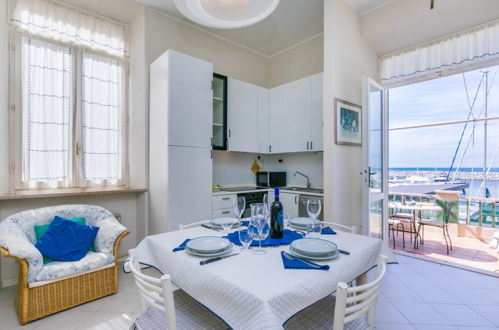 Foto 7 - Apartamento de 2 quartos em San Vincenzo com terraço e vistas do mar