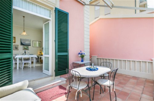 Foto 37 - Apartamento de 2 quartos em San Vincenzo com terraço e vistas do mar