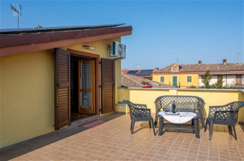Foto 18 - Apartamento de 1 quarto em Agliano Terme com jardim e terraço
