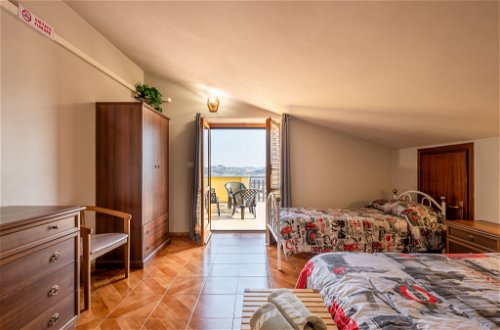 Foto 13 - Apartment mit 1 Schlafzimmer in Agliano Terme mit garten und terrasse