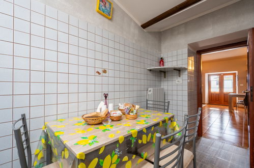 Foto 12 - Apartment mit 1 Schlafzimmer in Agliano Terme mit garten und terrasse