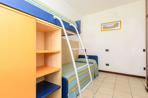 Foto 19 - Appartamento con 2 camere da letto a Lignano Sabbiadoro con terrazza e vista mare