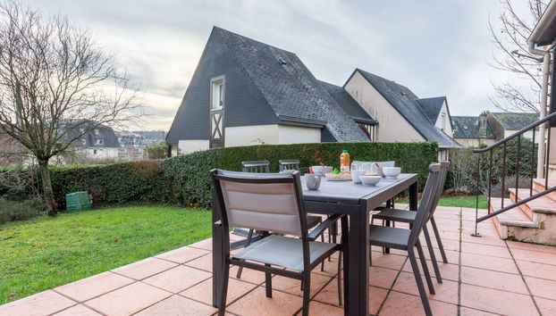 Maison de 4 chambres à Touques avec piscine et jardin - Photo 2