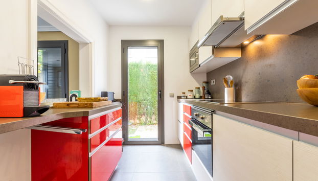 5 bedroom House in Cambrils with private pool and garden - Photo 4