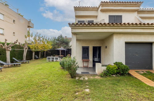 Photo 1 - Maison de 4 chambres à Cambrils avec piscine privée et jardin