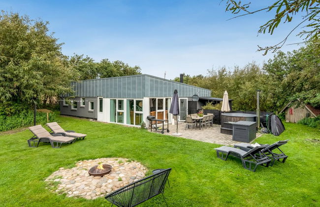 Casa con 4 camere da letto a Ringkøbing con piscina privata e terrazza - Foto 1