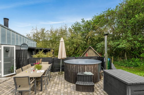 Foto 15 - Casa de 4 quartos em Ringkøbing com piscina privada e terraço