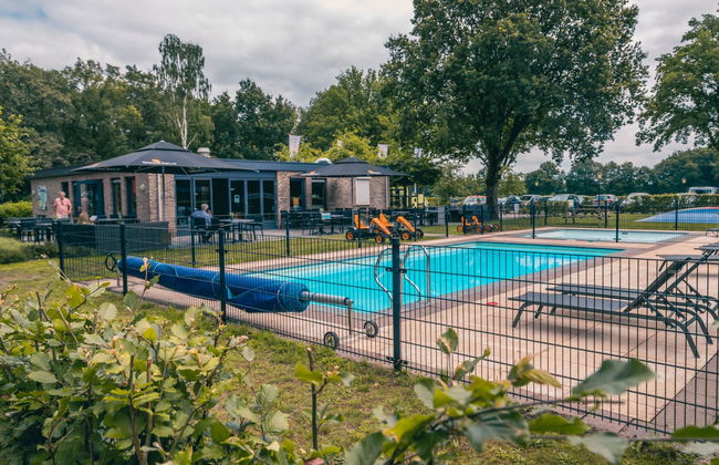 Casa de 4 quartos em IJhorst com piscina e terraço - Foto 7