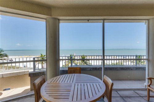 Foto 9 - Apartamento de 2 habitaciones en Fort Myers Beach con piscina y vistas al mar