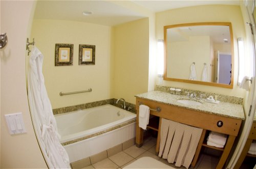 Photo 23 - Appartement de 2 chambres à Fort Myers Beach avec piscine et vues à la mer