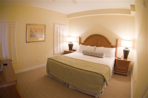 Foto 11 - Appartamento con 2 camere da letto a Fort Myers Beach con piscina e vista mare