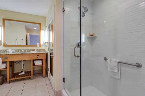 Foto 4 - Appartamento con 2 camere da letto a Fort Myers Beach con piscina e vista mare