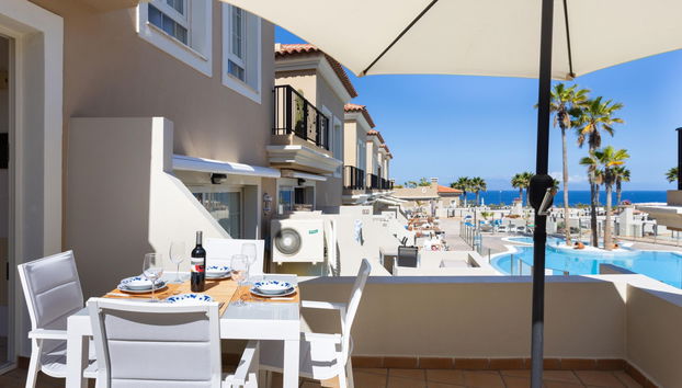 Appartamento con 2 camere da letto a Arona con piscina e terrazza - Foto 3
