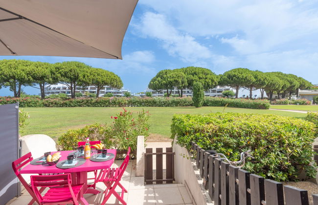 1 bedroom Apartment in Le Grau-du-Roi with garden and terrace - Photo 13