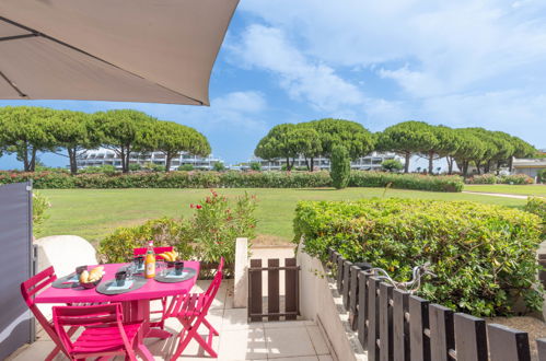 Photo 13 - Apartment in Le Grau-du-Roi with garden and terrace