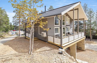 Foto 2 - Casa de 5 habitaciones en Pelkosenniemi con sauna y vistas a la montaña