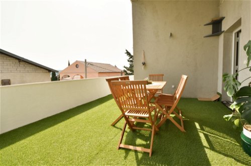 Photo 17 - 2 bedroom Apartment in Obrovac with terrace and sea view