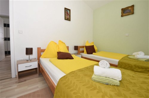 Foto 13 - Apartment mit 2 Schlafzimmern in Obrovac mit terrasse und blick aufs meer