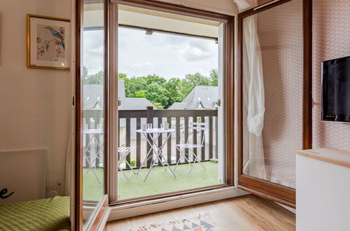 Foto 10 - Apartamento de 1 habitación en Cabourg con vistas al mar