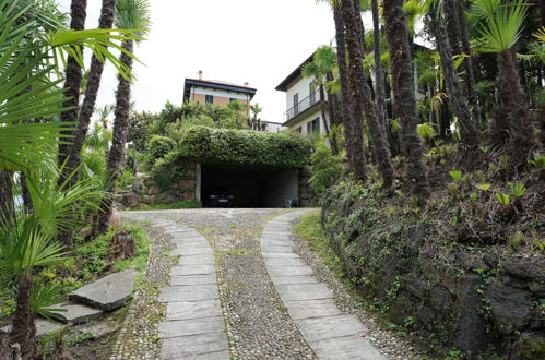 Foto 48 - Casa de 4 habitaciones en Castelveccana con piscina privada y vistas a la montaña