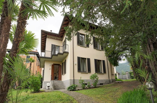 Foto 41 - Haus mit 4 Schlafzimmern in Castelveccana mit privater pool und blick auf die berge