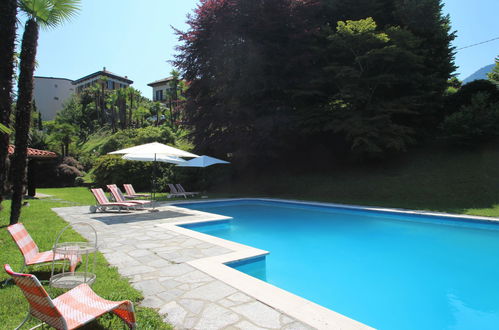 Foto 4 - Casa de 4 habitaciones en Castelveccana con piscina privada y vistas a la montaña