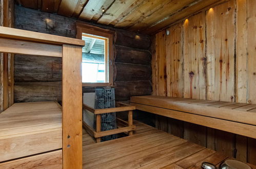 Foto 17 - Casa de 4 habitaciones en Inari con sauna y vistas a la montaña